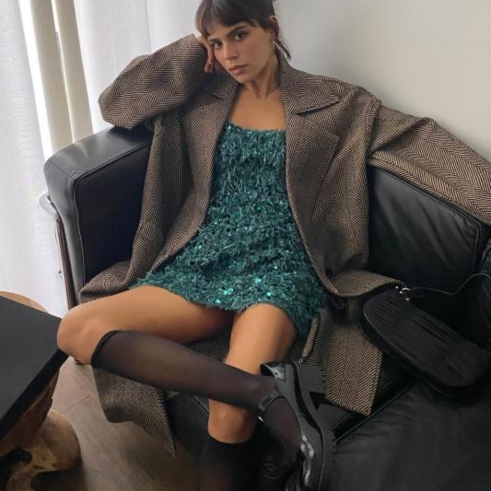 Urban OUTFITTERS UO Camila Feathers Sequin Mini Dress Green